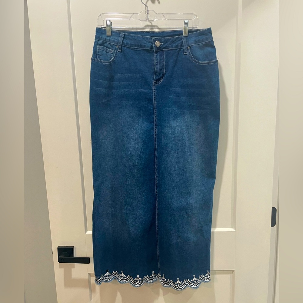 Denim Buttoned Maxi Skirt with Scallop Detail main image 0